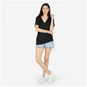 Everlane Black Luxe Drape Tee Lyocell Short Sleeve V-Neck Shirt NWOT XXS